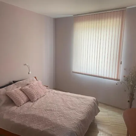 Beachfront With Panoramic Sea View Sunny Appartement